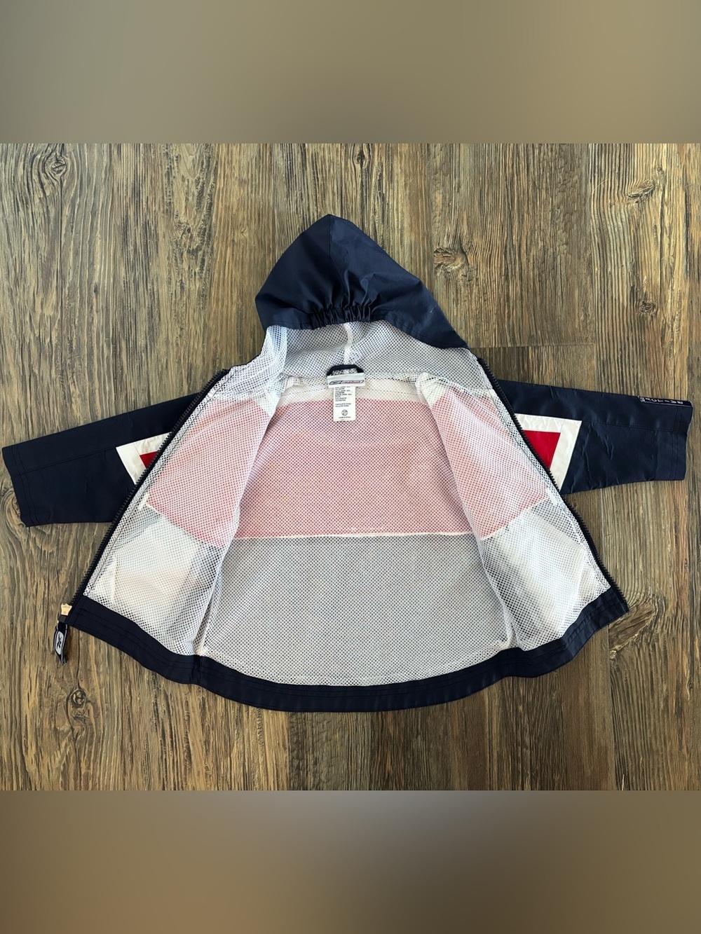 Reebok Kids Waterproof Hooded Jacket Size 2T Red White Blue Polyvinyl Pockets - Picture 3 of 11